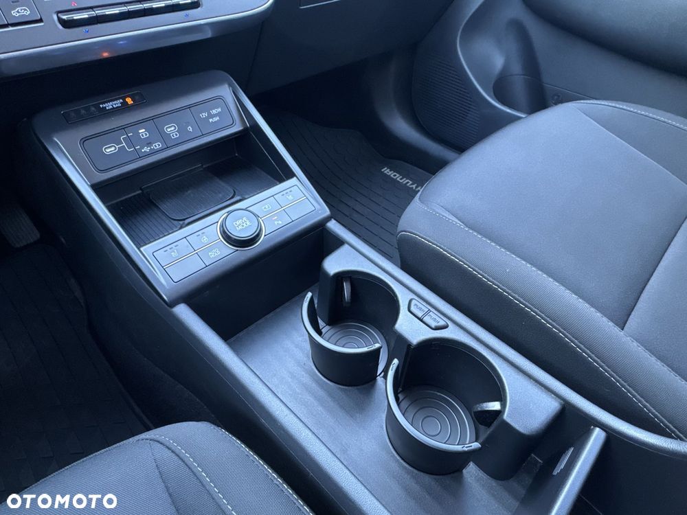 Hyundai Kona 1.6 GDI Hybrid Executive DCT - 24