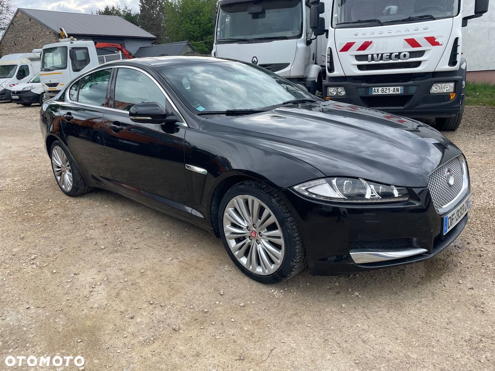 Jaguar XF - 7