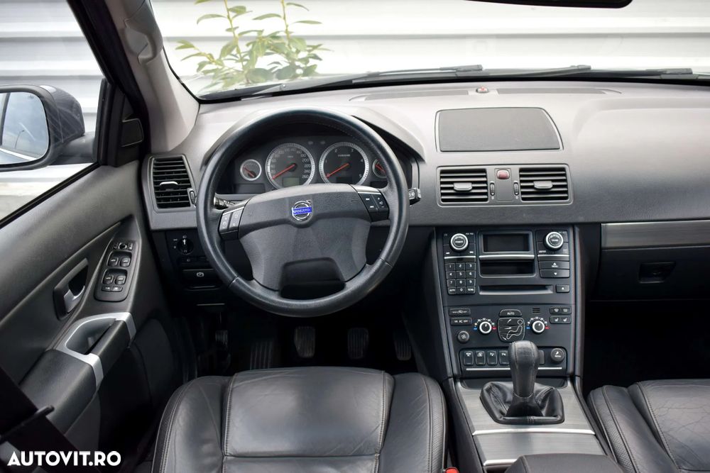 Volvo XC 90 D5 Summum - 8