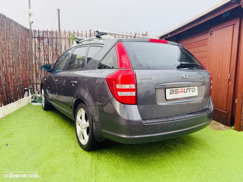 Kia Ceed 1.6 CRDi EX - 12