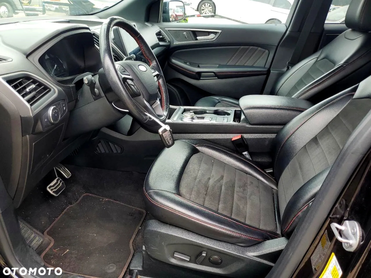 Ford Edge - 8
