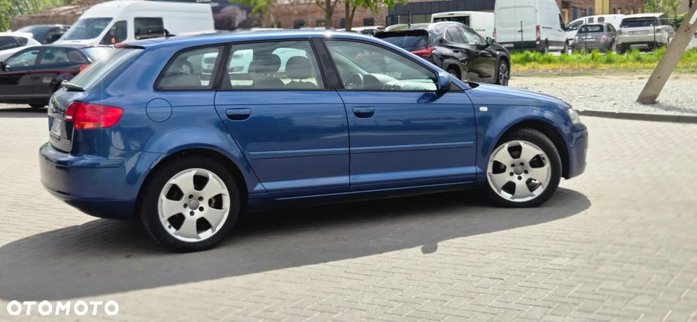 Audi A3 Sportback 1.9 TDI Ambiente - 17