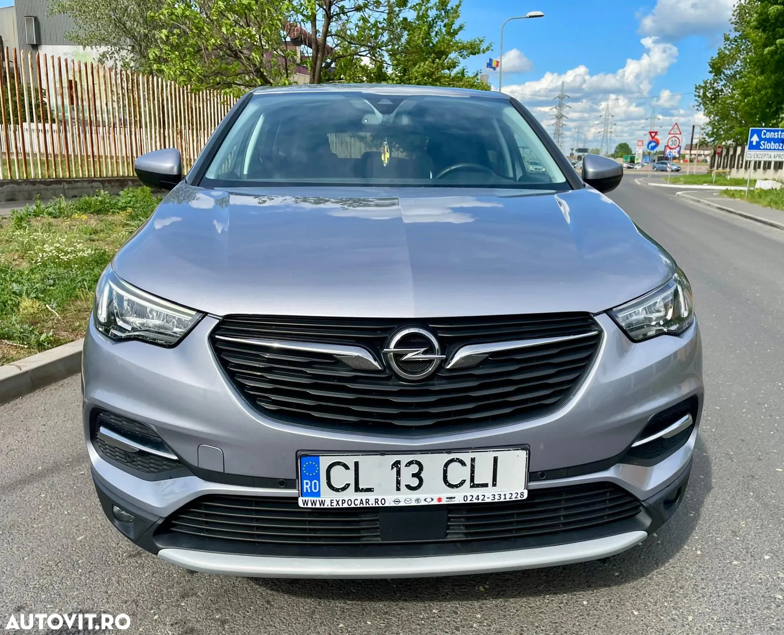 Opel Grandland X 1.2 Turbo START/STOP Ultimate - 2