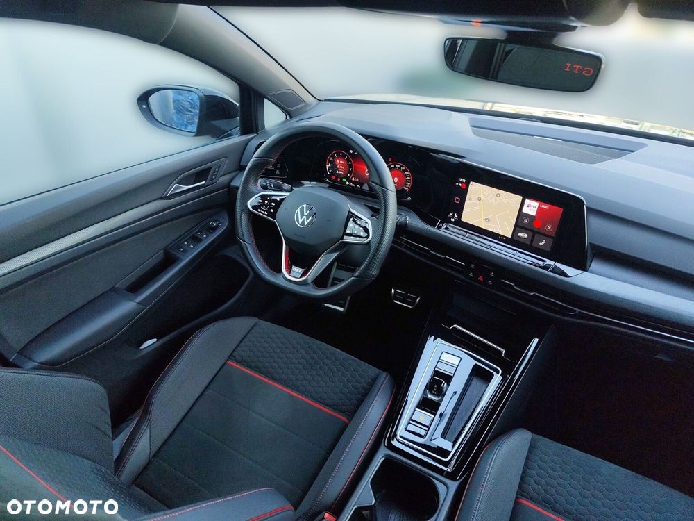 Volkswagen Golf - 14