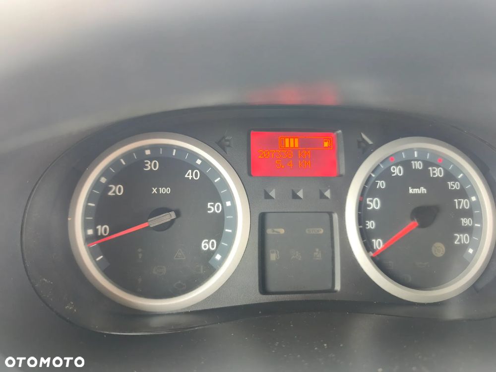 Renault Trafic - 13