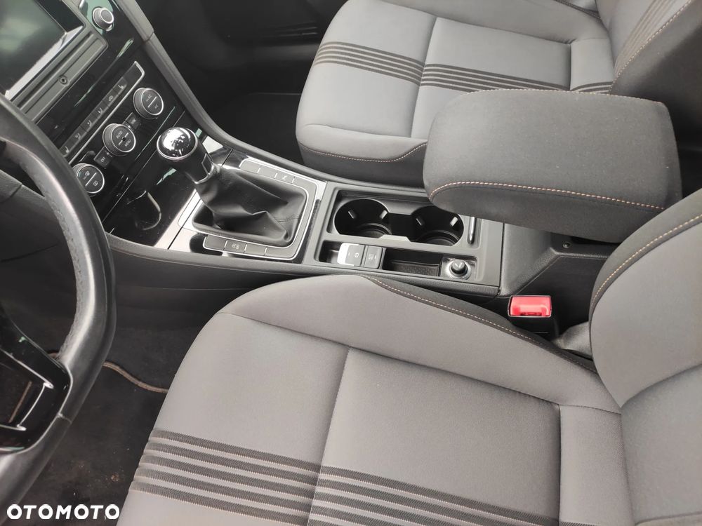 Volkswagen Golf 1.6 TDI BlueMotion Technology Allstar - 15
