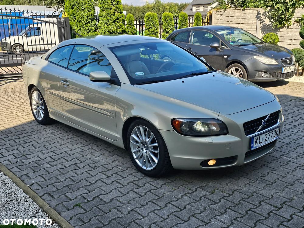 Volvo C70 2.4D5 Summum - 4