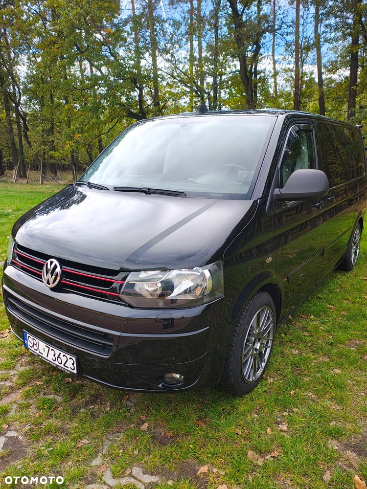 Volkswagen Multivan - 1