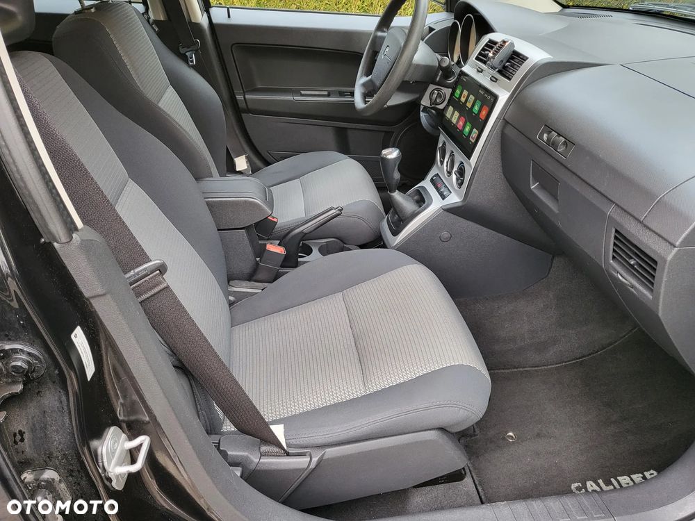 Dodge Caliber 1.8 SXT - 8