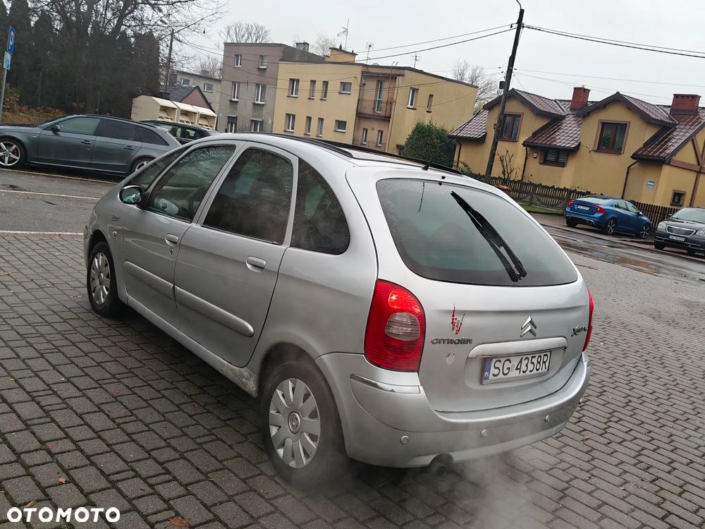 Citroën Xsara Picasso 1.6 HDi Exclusive - 17
