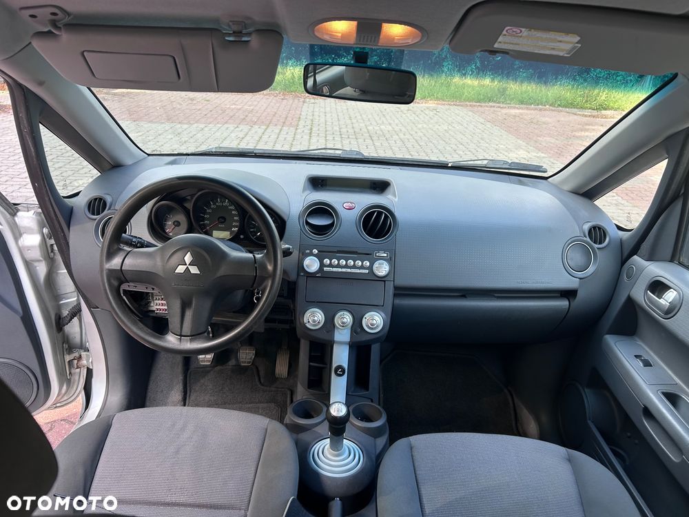 Mitsubishi Colt 1.3 Inform - 9