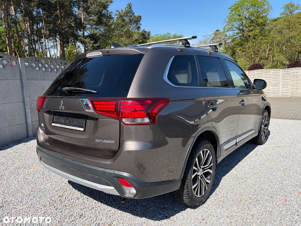 Mitsubishi Outlander 2.0 2WD CVT Edition+ - 9