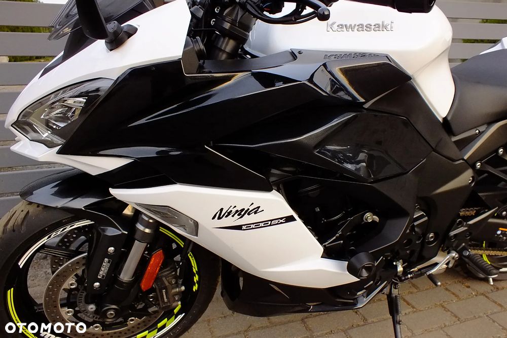 Kawasaki Ninja 1000 SX - 5