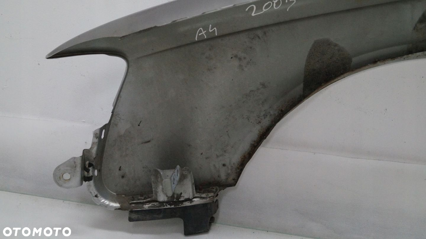 BŁOTNIK PRZEDNI PRAWY AUDI A4 B7 2005 - 9