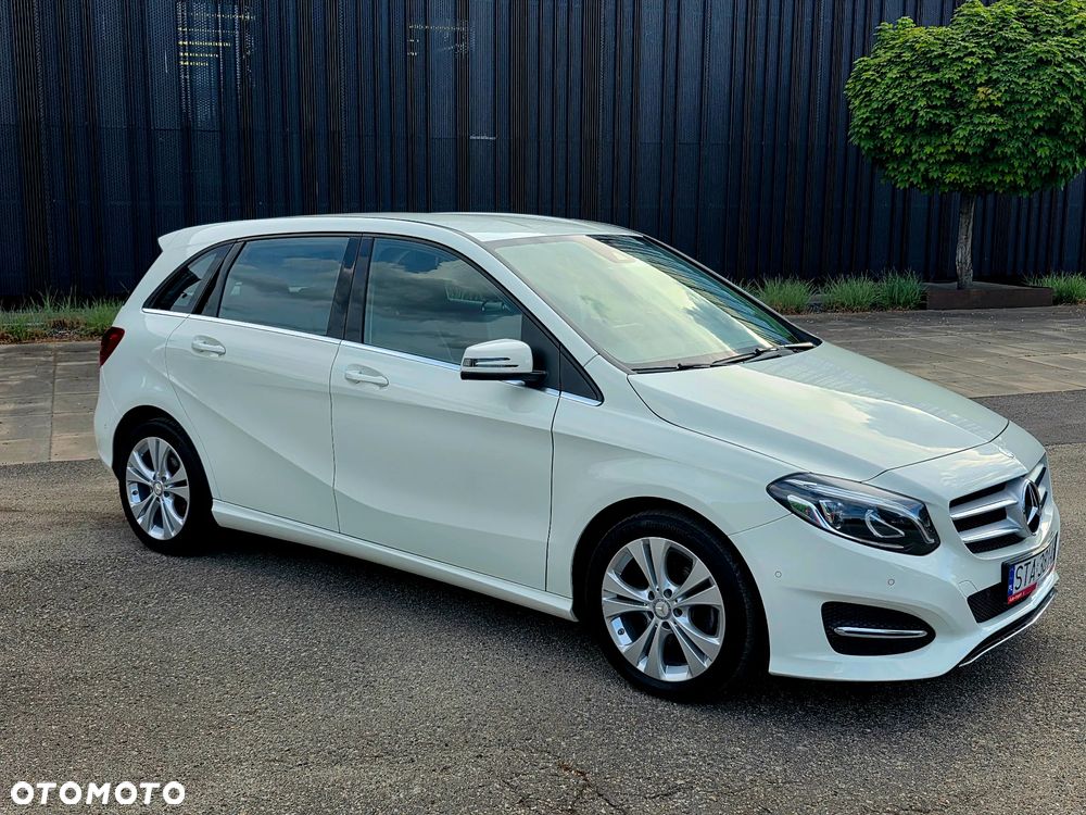 Mercedes-Benz Klasa B 200 UrbanStyle Edition - 10