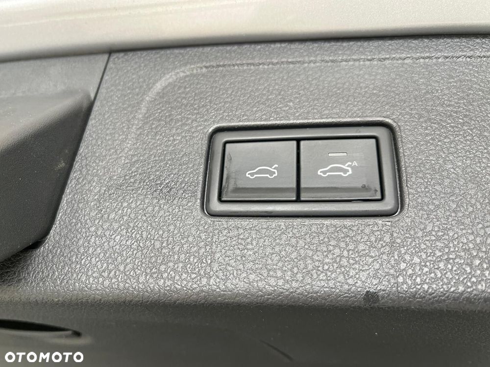 Volkswagen Passat Variant 2.0 TDI EVO Business DSG - 8