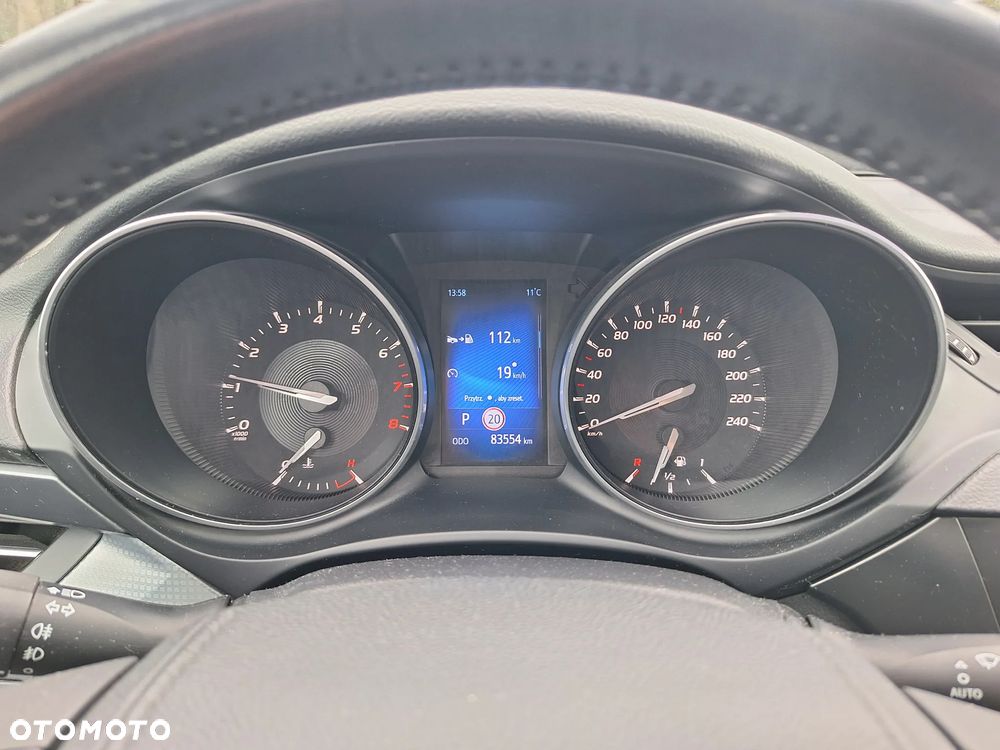 Toyota Avensis 1.8 Premium MS - 10