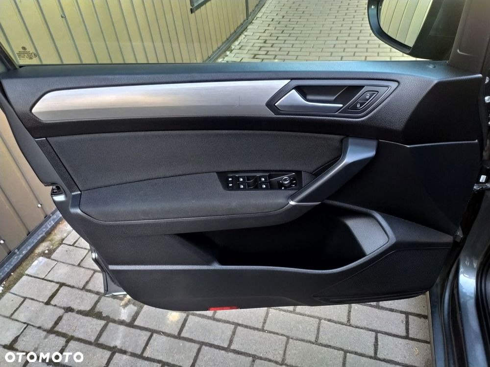 Volkswagen Touran 2.0 TDI BMT Comfortline Plus DSG - 14