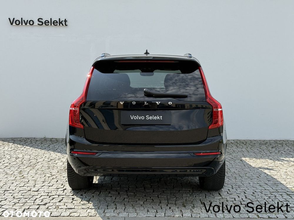 Volvo XC 90 - 8