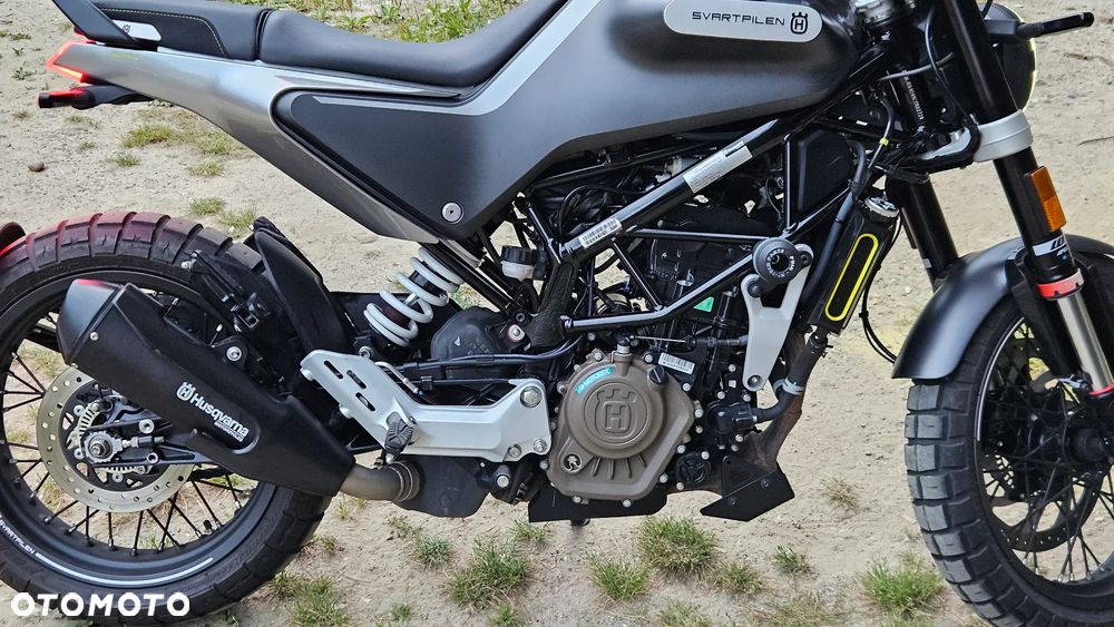 Husqvarna Svartpilen - 5