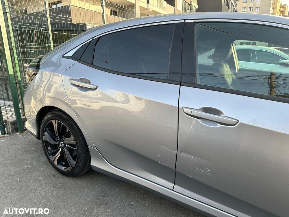 Honda Civic 1.0 VTEC Turbo CVT Elegance - 16