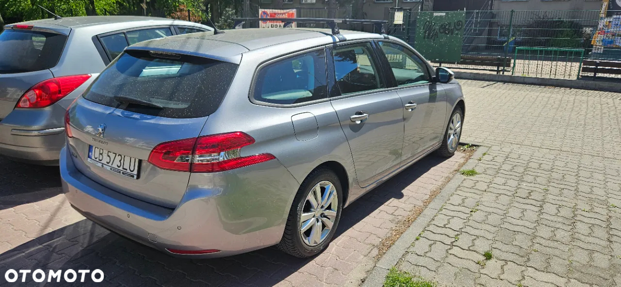 Peugeot 308 1.5 BlueHDi Active Pack S&S EAT8 - 5