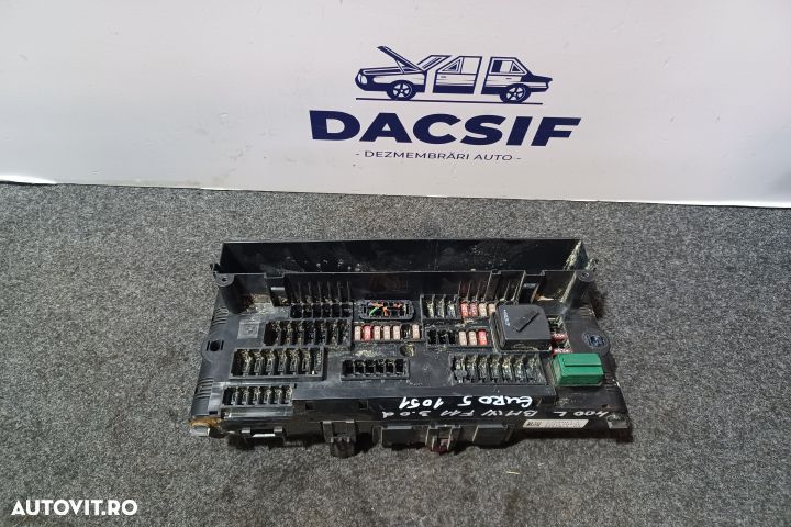 Panou sigurante si relee 9252815 - 03 BMW Seria 5 F11 [2009 - 2013] T - 1