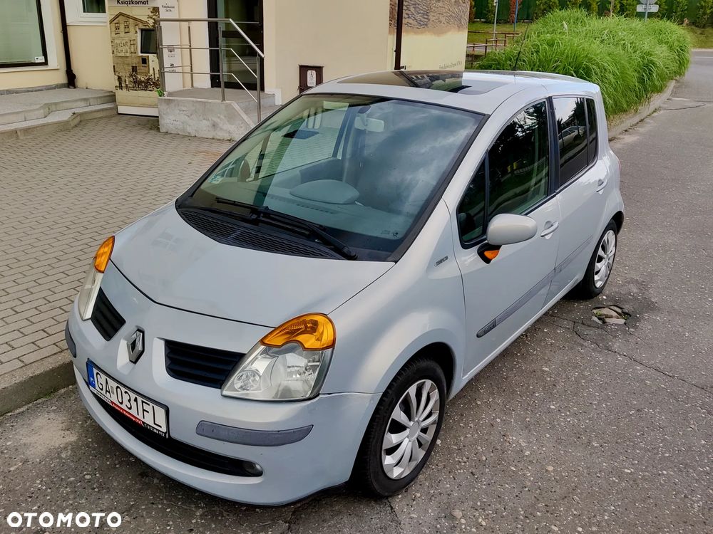 Renault Modus - 1
