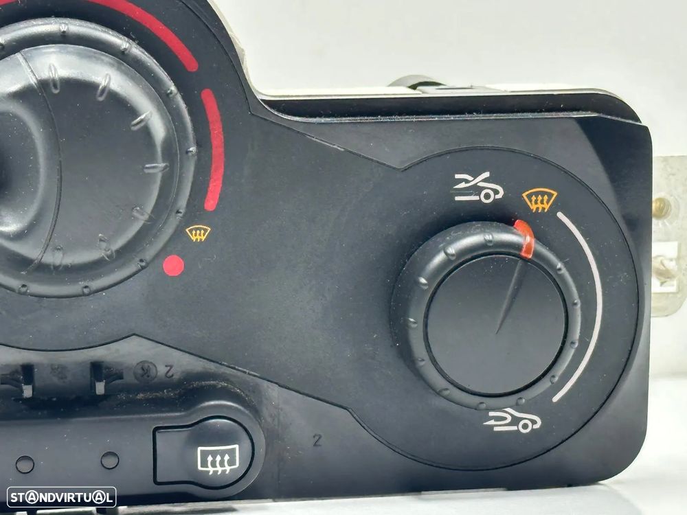 Comandos Ar Condicionado / Sofagem - Renault Clio III (2007) - 3