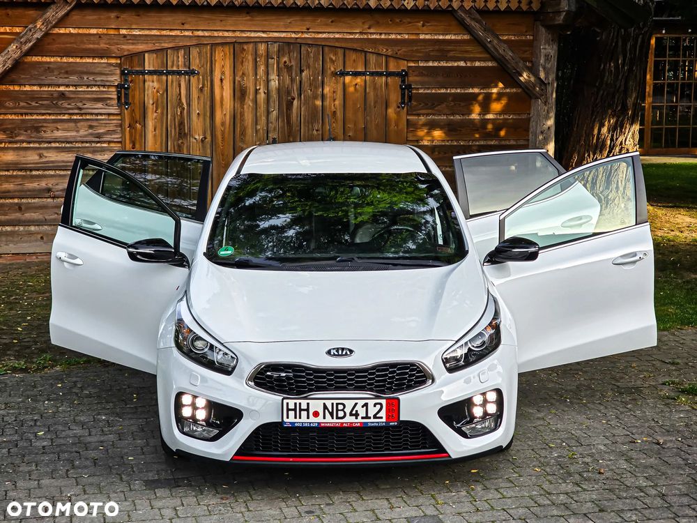 Kia Ceed - 6