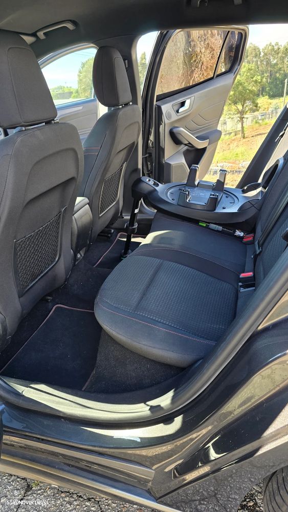 Ford Focus SW - 15