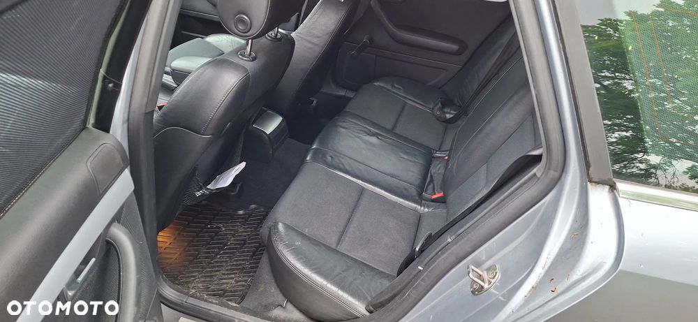 Audi A4 Limousine 1.8T - 10