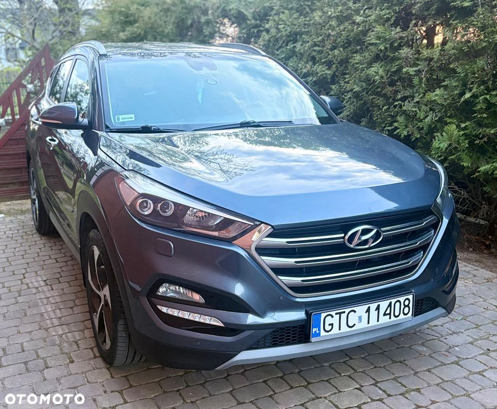 Hyundai Tucson 2.0 CRDI BlueDrive Style 2WD - 1