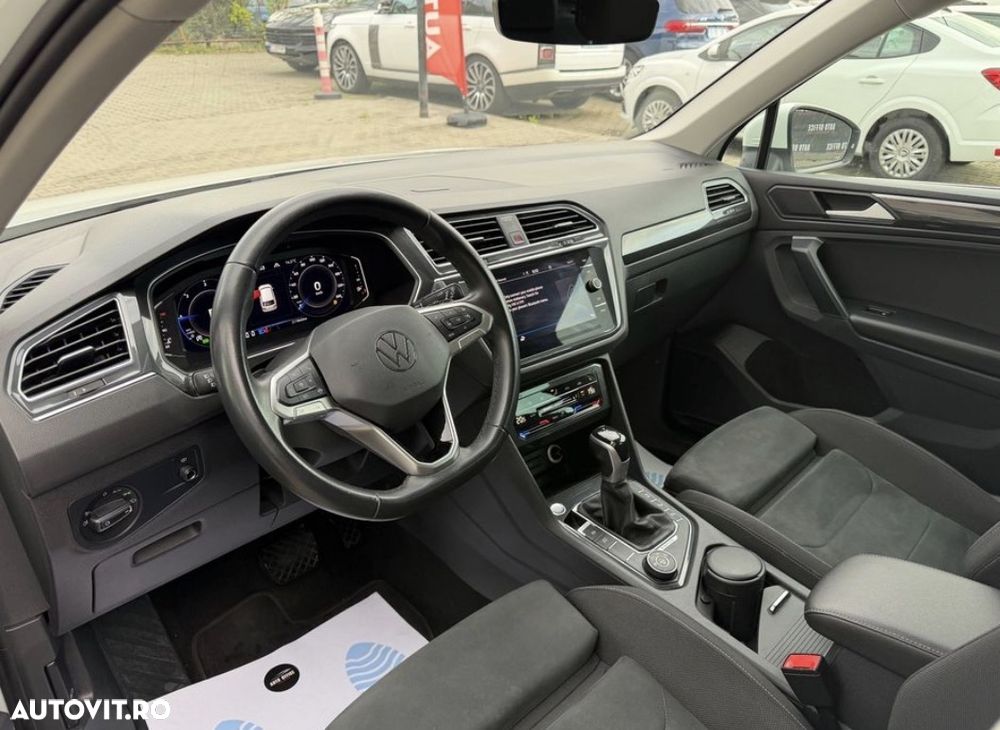 Volkswagen Tiguan 2.0 TDI 4Mot DSG Elegance - 15