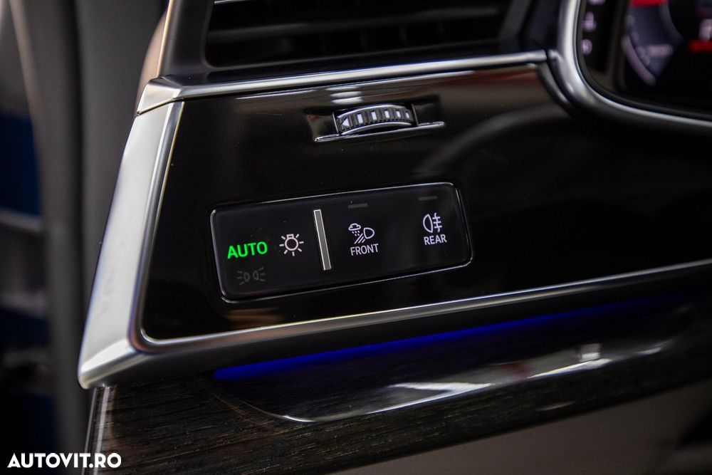 Audi Q8 3.0 50 TDI quattro Tiptronic MHEV - 33