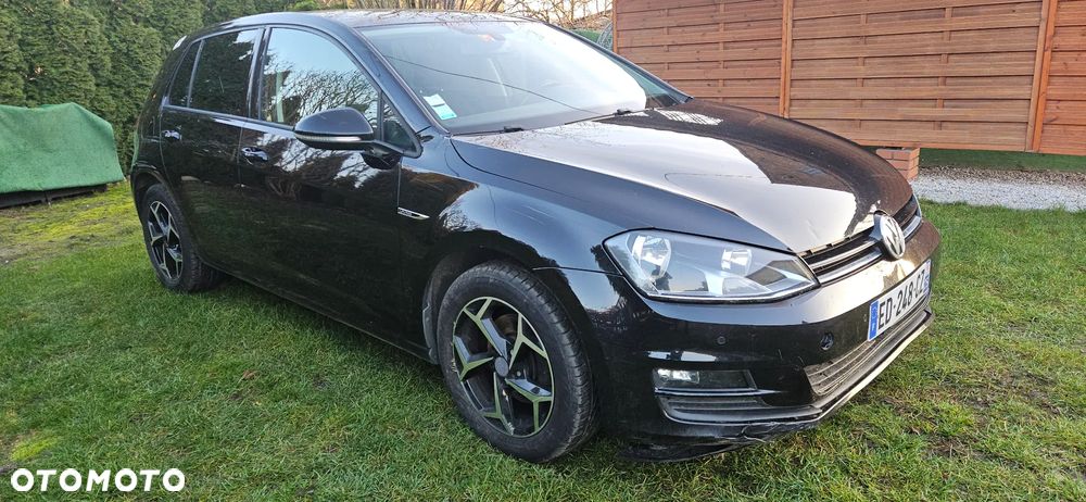 Volkswagen Golf 2.0 TDI 4Motion Sound - 3