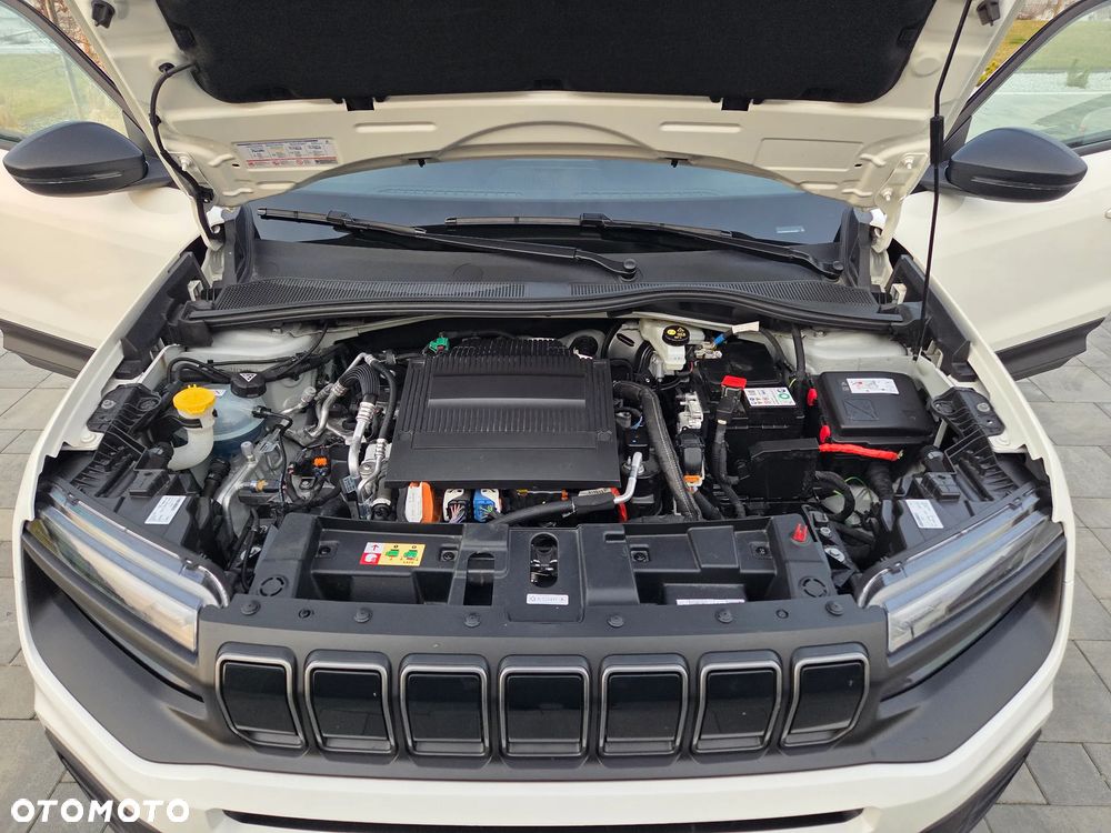 Jeep Avenger 54kWh Launch Edition - 16