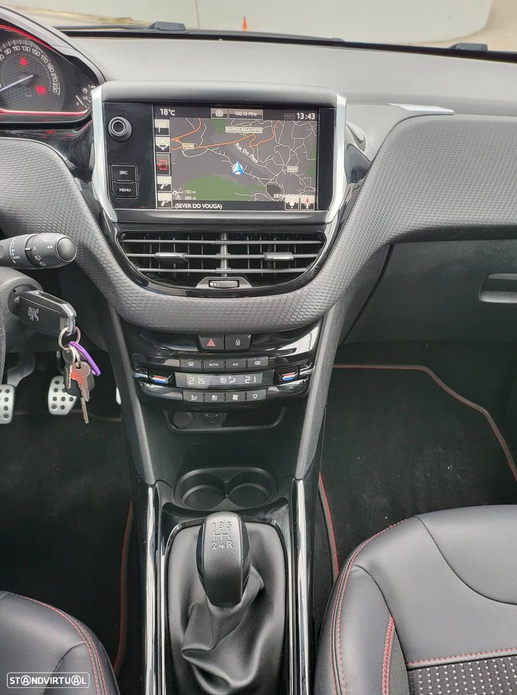 Peugeot 2008 PureTech 110 Stop&Start GT-Line Edition - 11