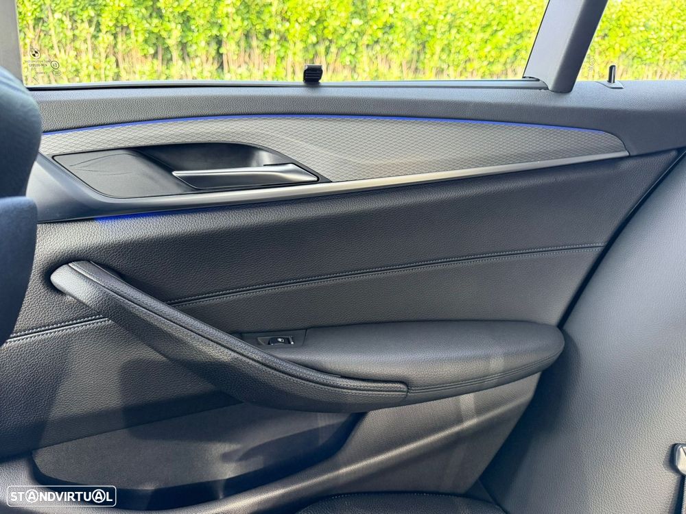 BMW 520 d Pack M Auto - 26