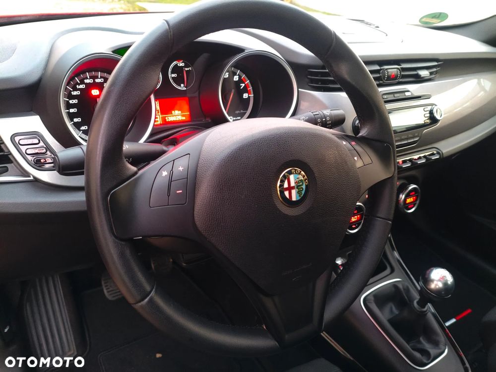 Alfa Romeo Giulietta 1.4 TB 16V Turismo - 29