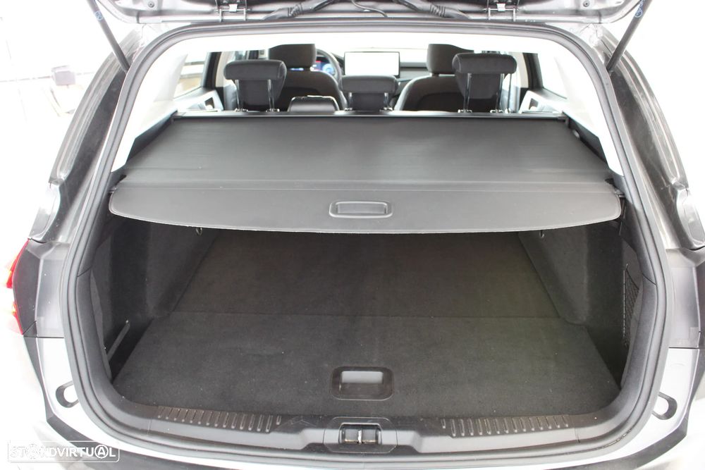 Ford Focus SW 1.0 EcoBoost MHEV ST-Line X Aut. - 28
