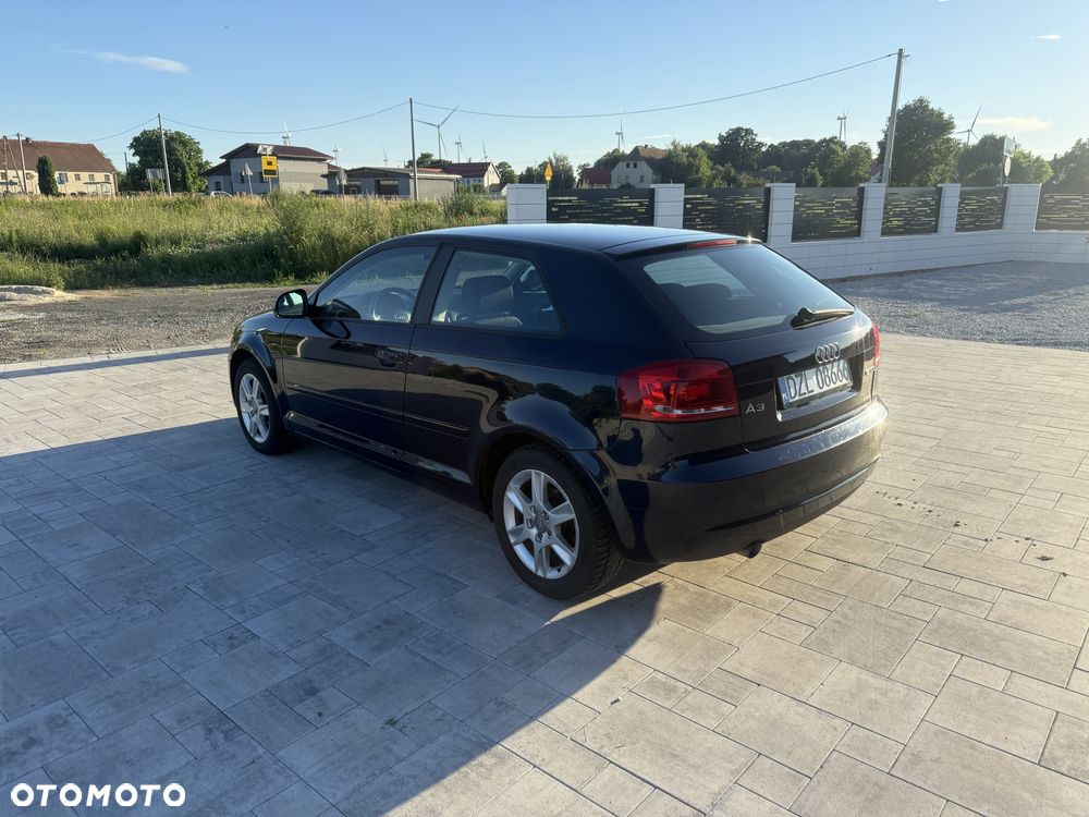 Audi A3 Sportback - 4
