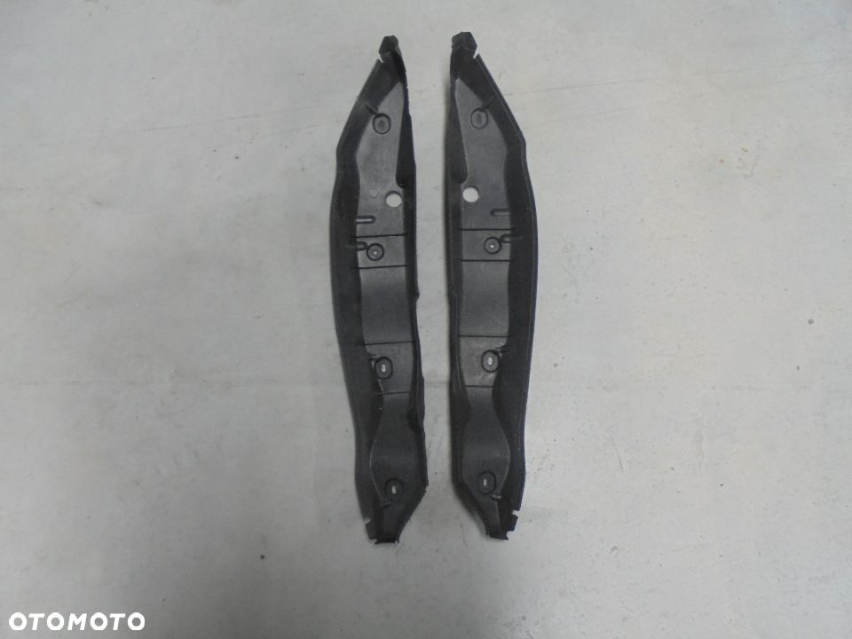 MERCEDES E KLASA W207 OSLONY PLASTIKI BLOTNIKA - 1