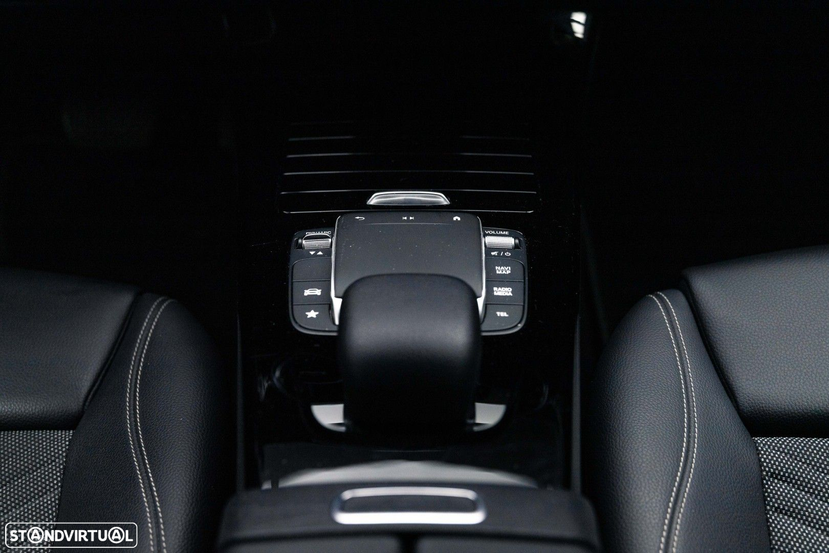 Mercedes-Benz A 250 e Style Plus - 36