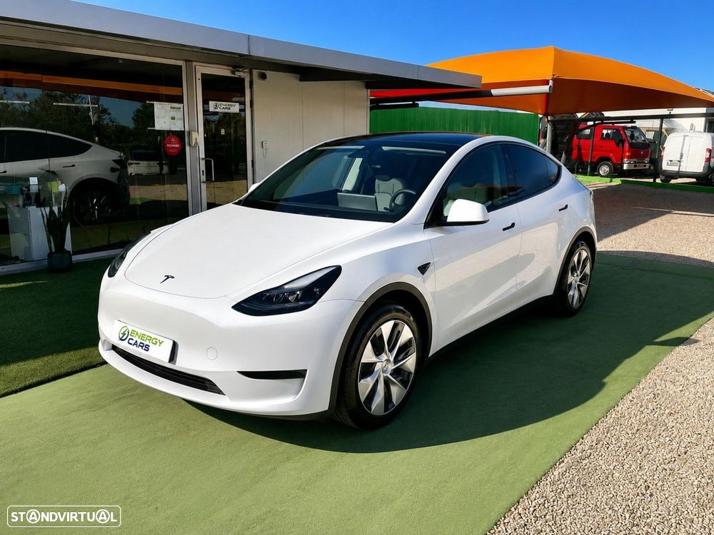 Tesla Model Y Standard - 3