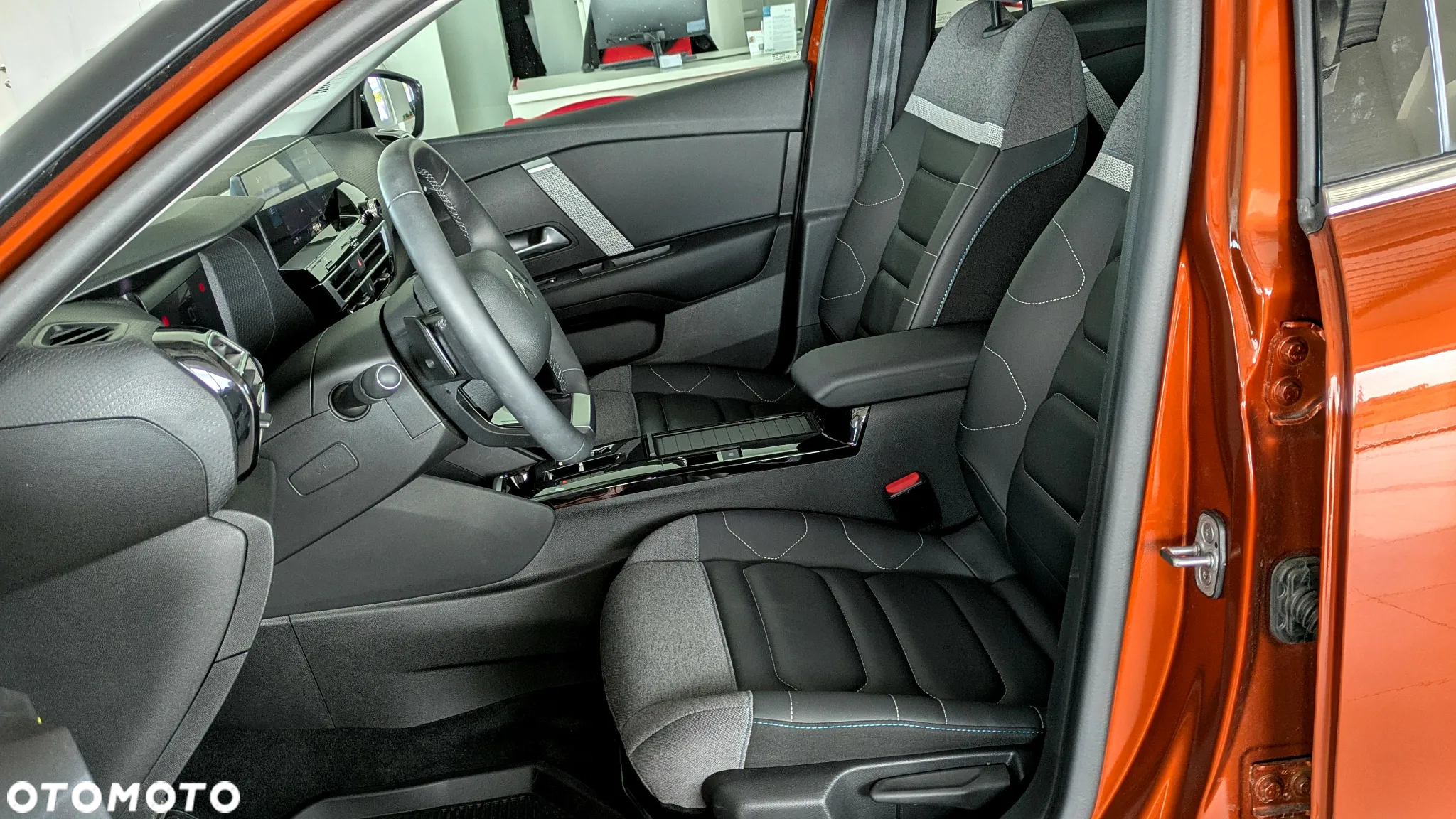 Citroën C4 1.2 PureTech Shine S&S EAT8 - 10