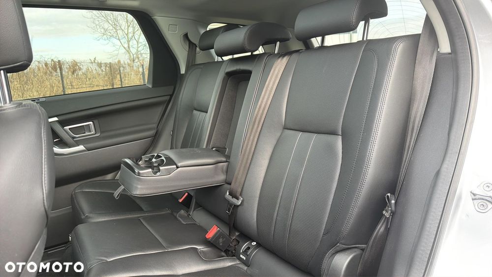 Land Rover Discovery Sport 2.0 TD4 HSE - 17