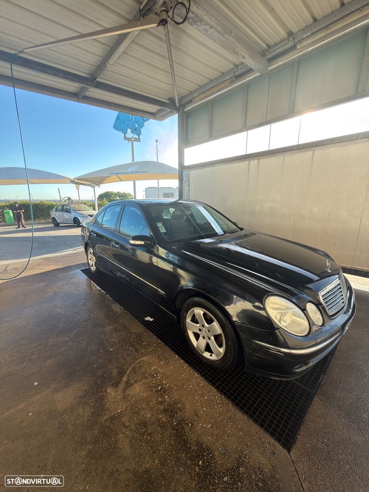 Mercedes-Benz E 220 CDI Auto Avantgarde - 2