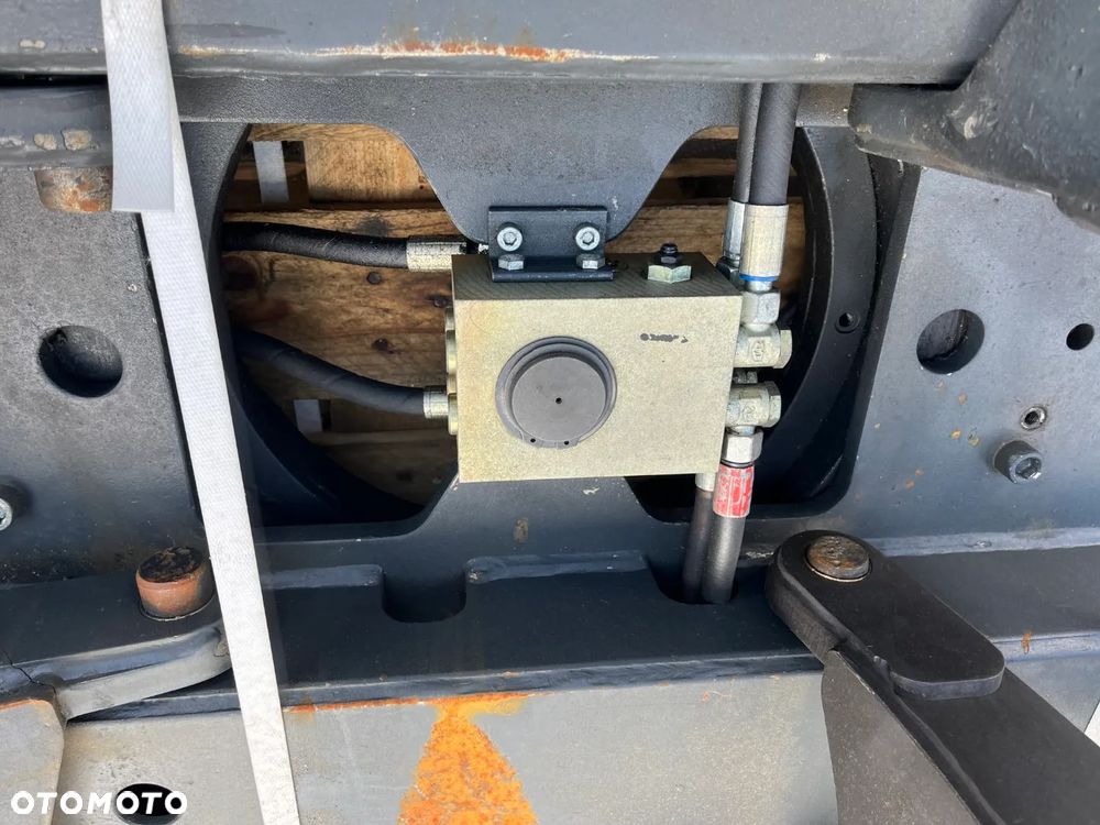 Chwytak do papieru Meyer 5-2206F ID OS1296 - 10