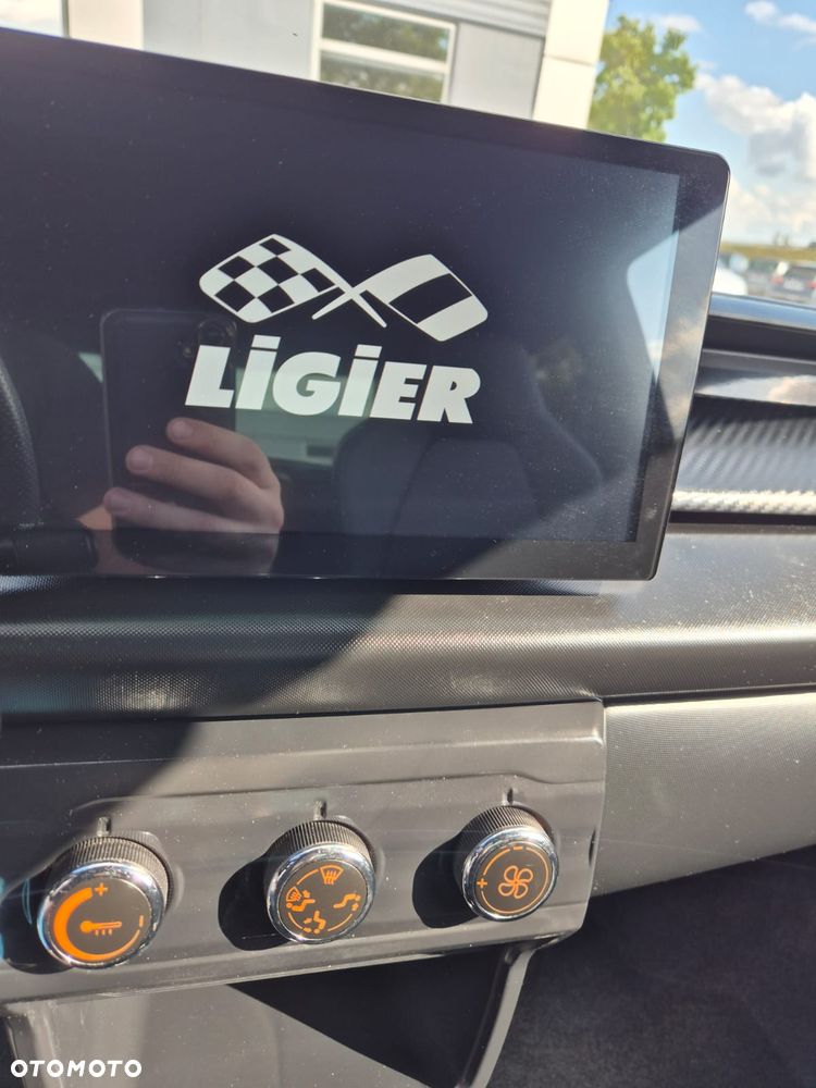 Ligier JS50 - 11